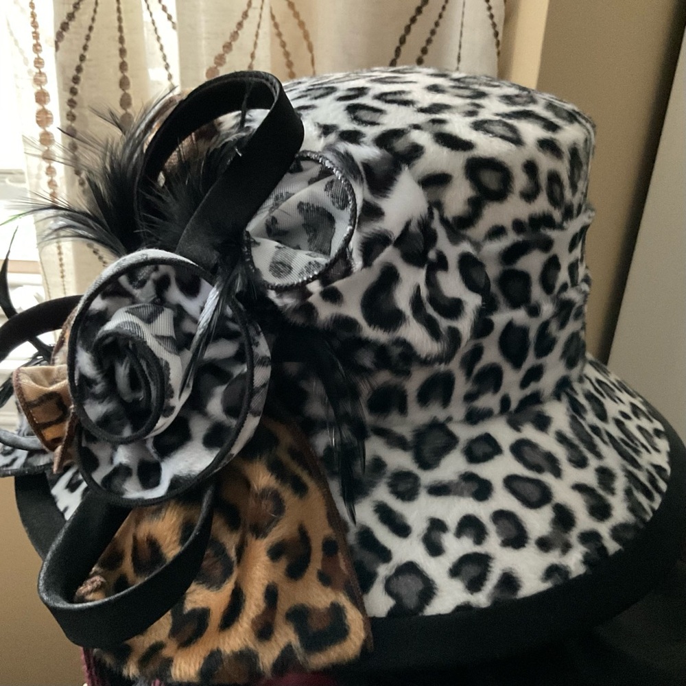 Animal Print Black/White/Tan Faux Fur Fashion Church Hat w/Bow & Feather Accents